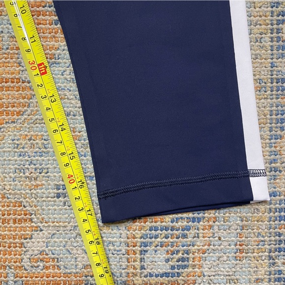 Lululemon Leggings Women's 8 Crop Run:Proceed With Speed Inkwell/ White/Navy - Picture 5 of 8